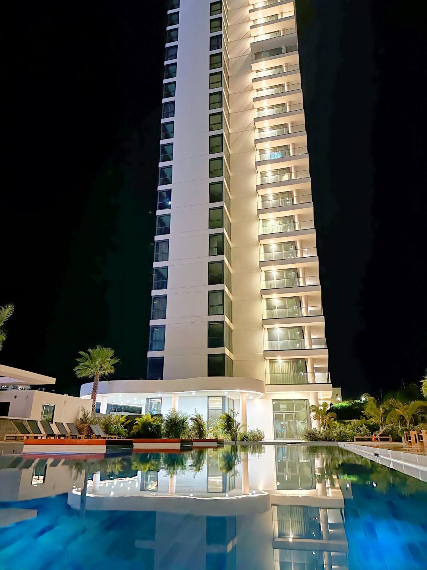 Mullet Bay Suites - Your Luxury Stay Awaits Cupecoy  ภายนอก รูปภาพ