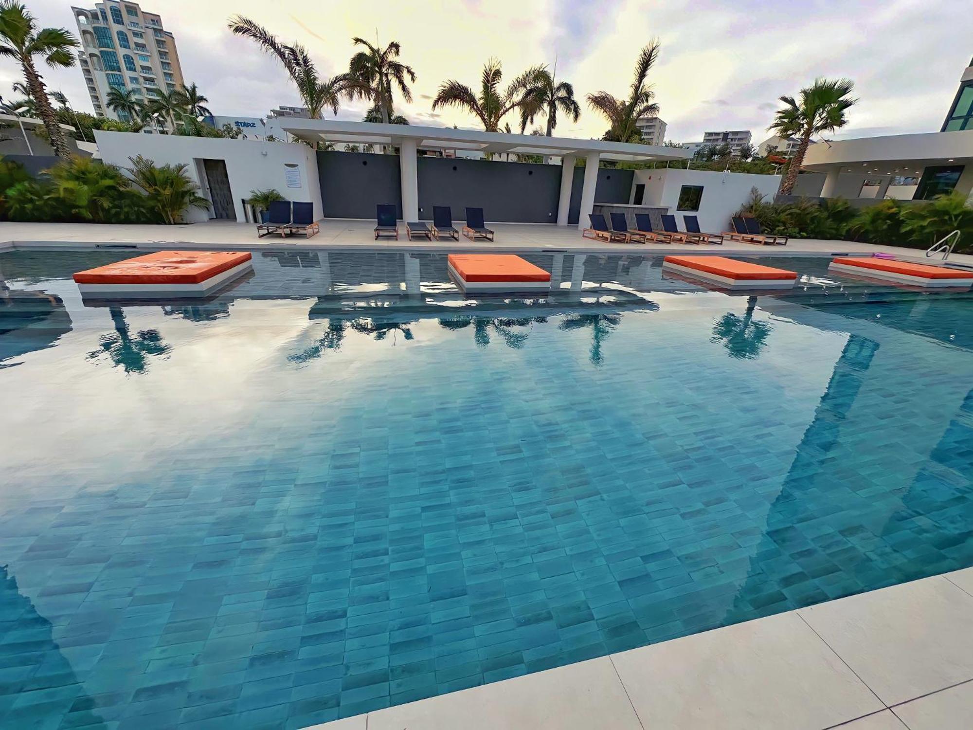 Mullet Bay Suites - Your Luxury Stay Awaits Cupecoy  ภายนอก รูปภาพ